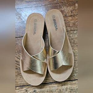 Soda Lucy Criss Cross Gold Sandals